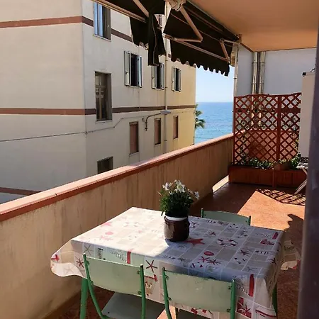 Libeccio - Con Vista Del Mare A Due Passi Apartmán *